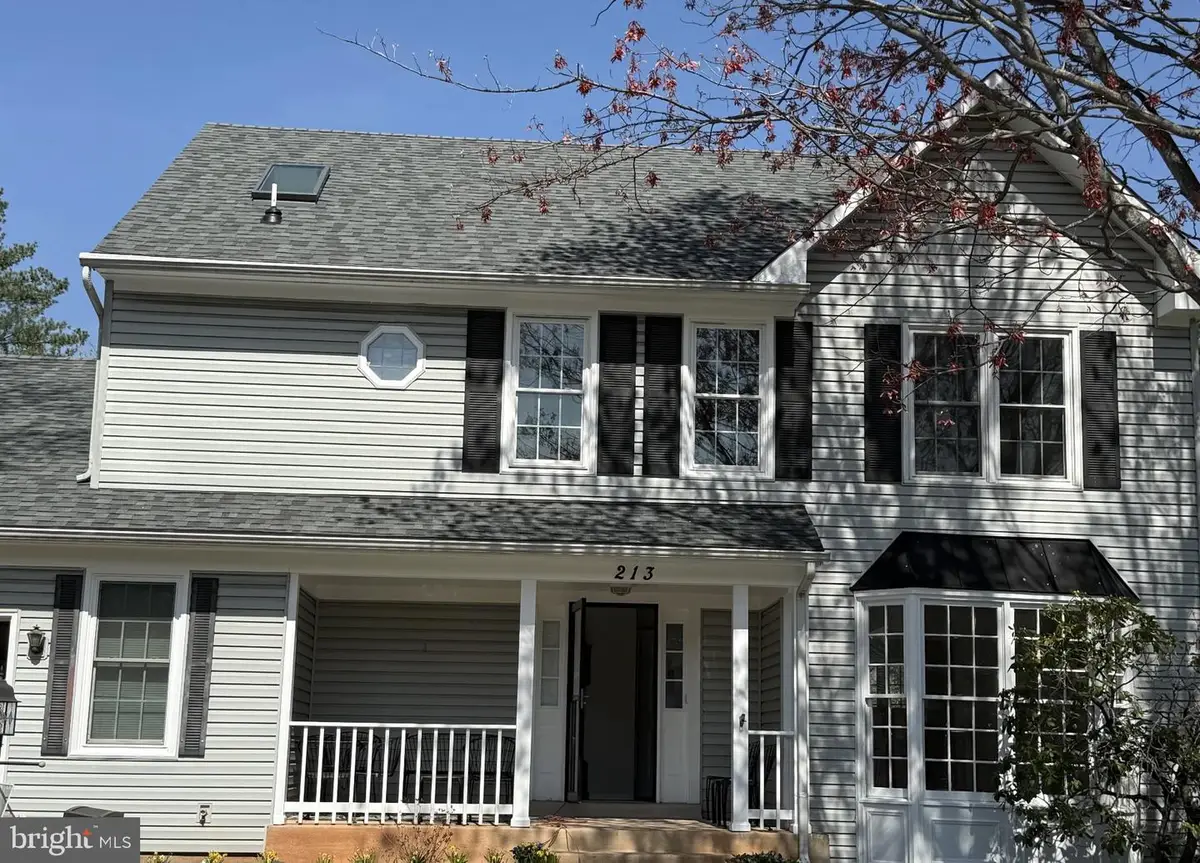 213 Primavera Cir, Sterling, VA 20165 - #1