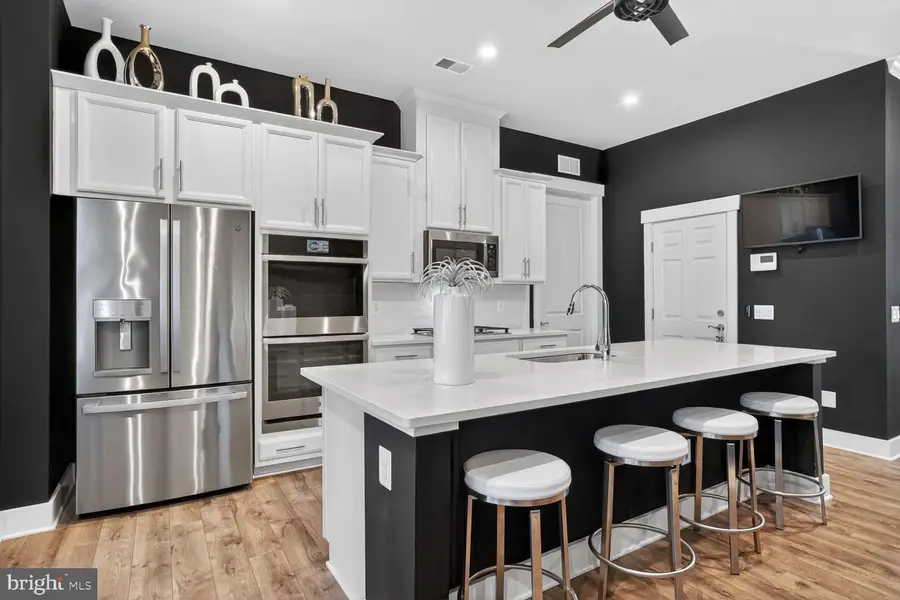 25612 Preston Park Ter, Chantilly, VA 20152 - #2