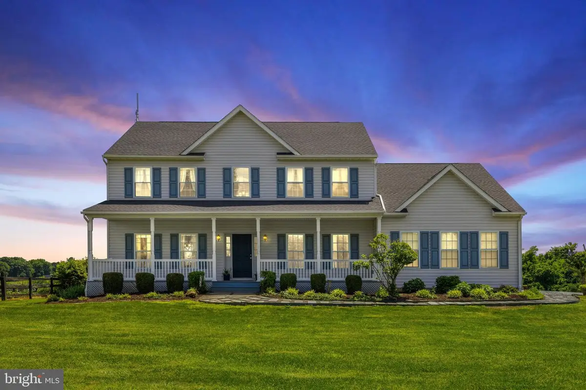 39311 Rickard Rd, Lovettsville, VA 20180 - #1