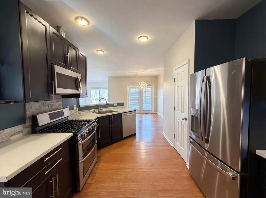 18560 Sierra Springs Sq, Leesburg, VA 20176 - #2