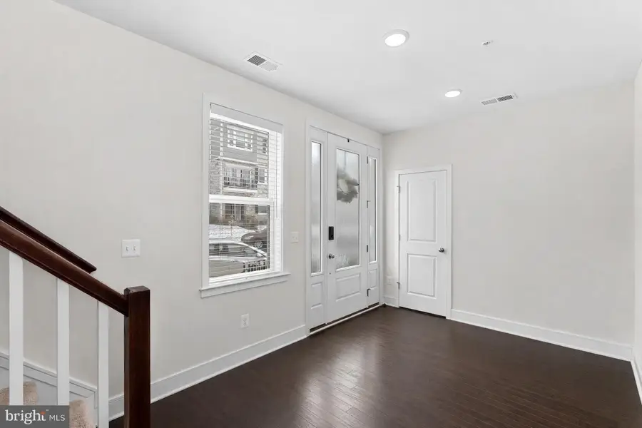 41977 Pickwick Mill Ter, Aldie, VA 20105 - #3