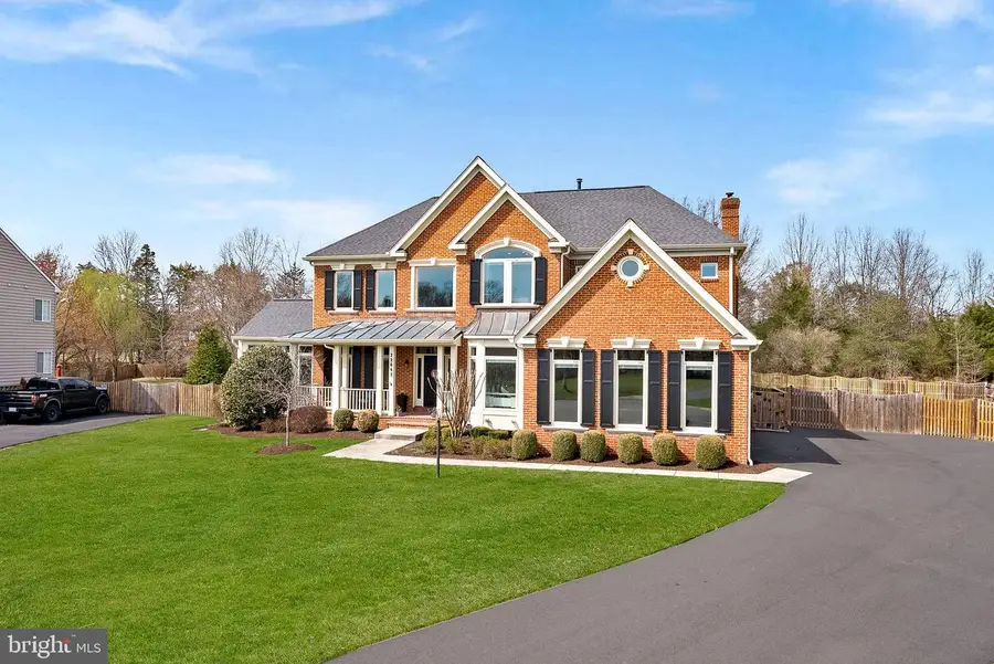 22043 Water Run Ct, Ashburn, VA 20148 - #3