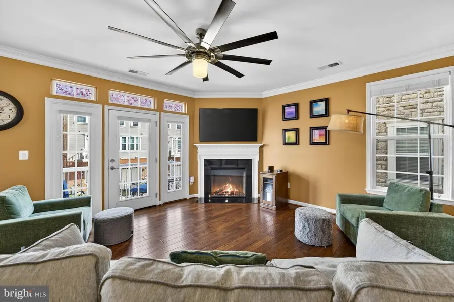 42553 Sunset Ridge Sq, Ashburn, VA 20148 - #2