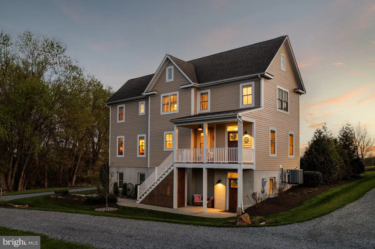 38165 Cobbett Ln, Hillsboro, VA 20132 - #1