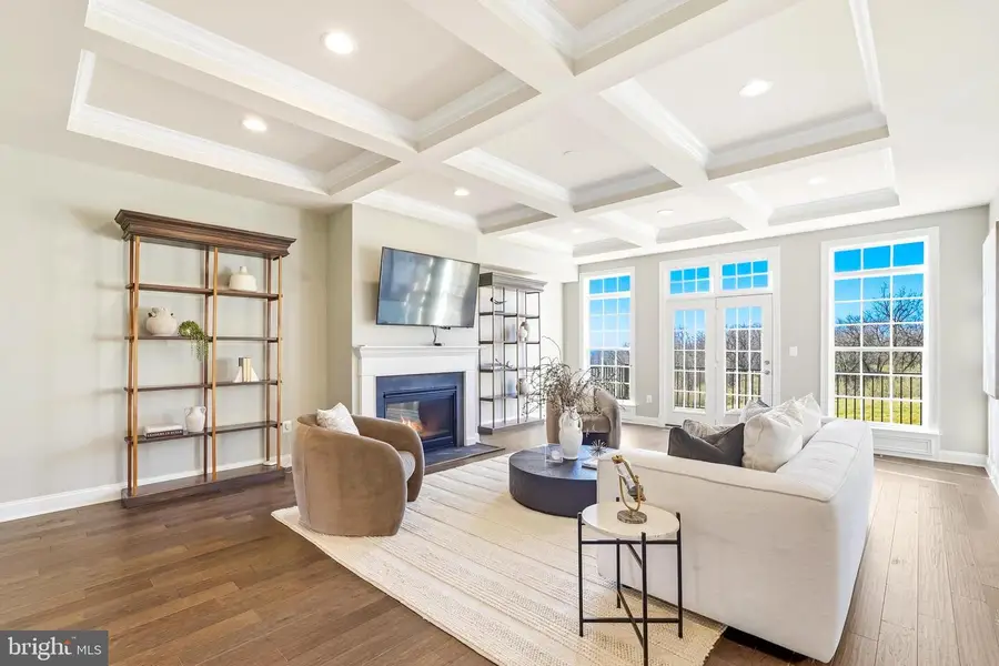 16217 Waterford Crest Pl, Paeonian Springs, VA 20129 - #2