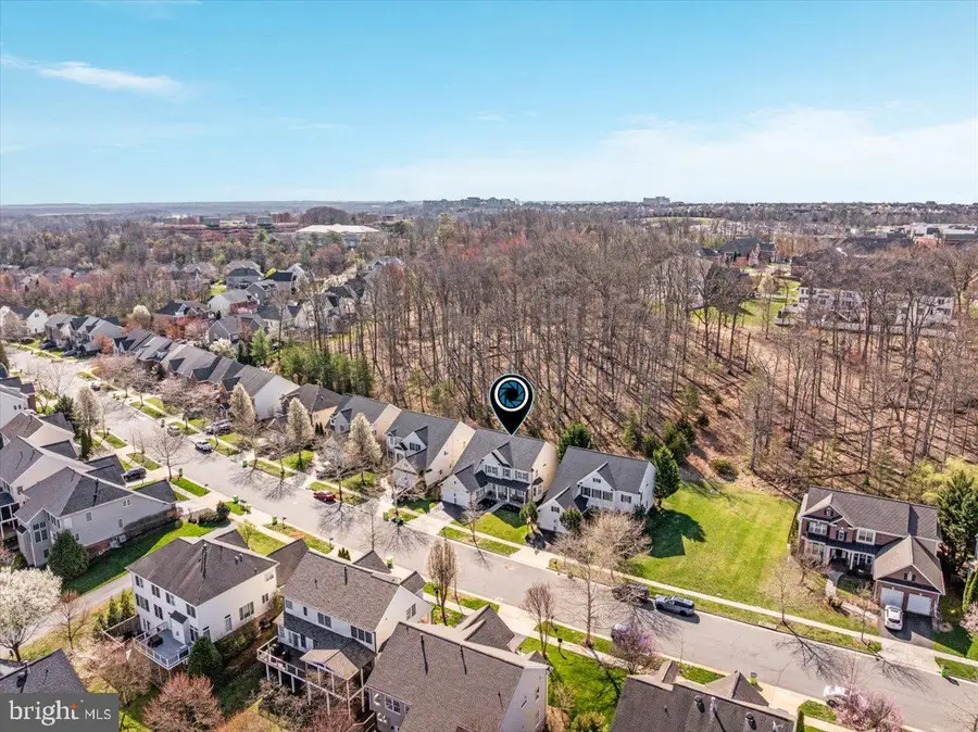 44029 Riverpoint Dr, Leesburg, VA 20176 - #3
