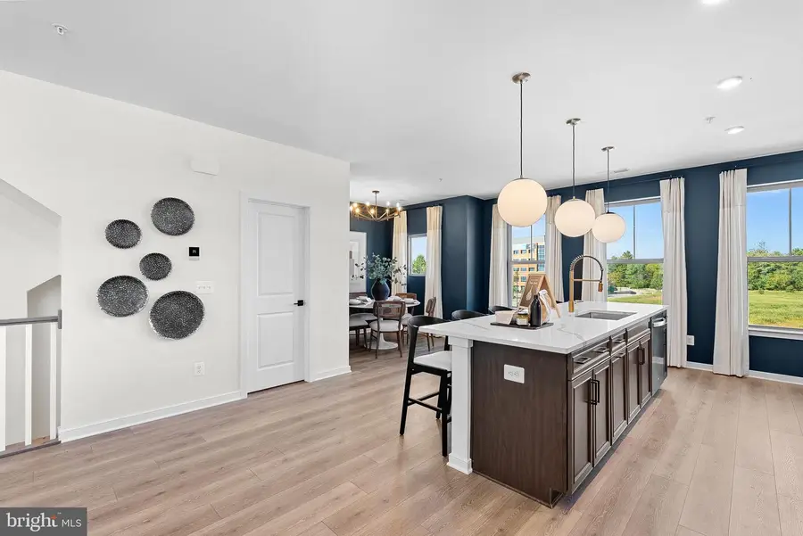 8 Sepia Sq #he, Ashburn, VA 20147 - #3