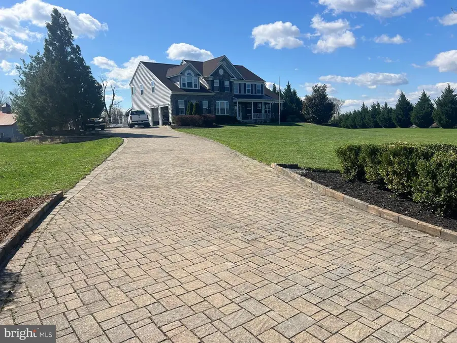 11950 Stonehouse View Ct, Lovettsville, VA 20180 - #3