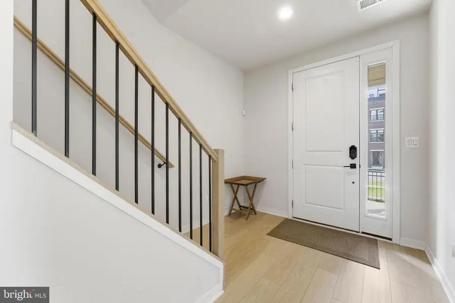 22160 Penelope Heights Ter, Ashburn, VA 20148 - #2