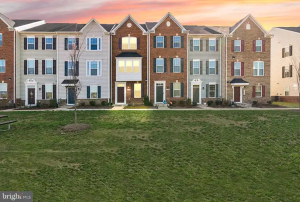 42582 Antonia Ter, STERLING, VA 20166