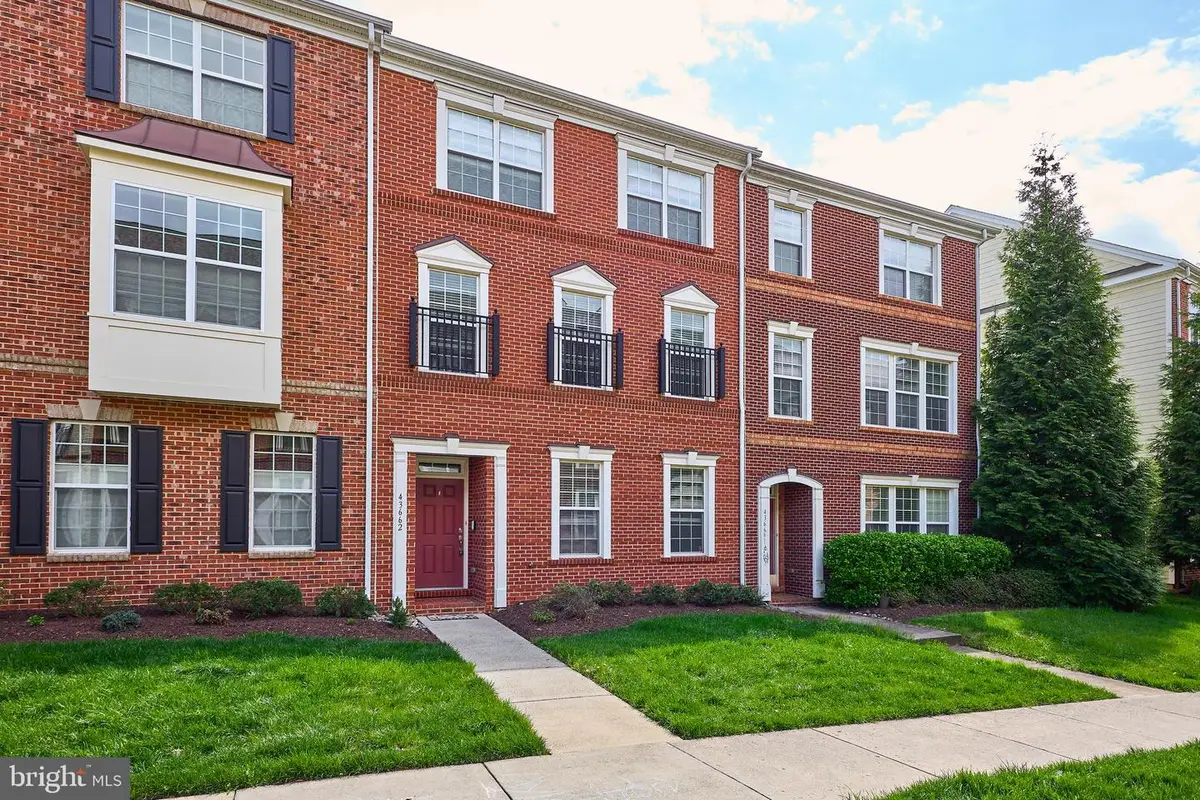 43662 Chicacoan Creek Sq, Leesburg, VA 20176 - #1
