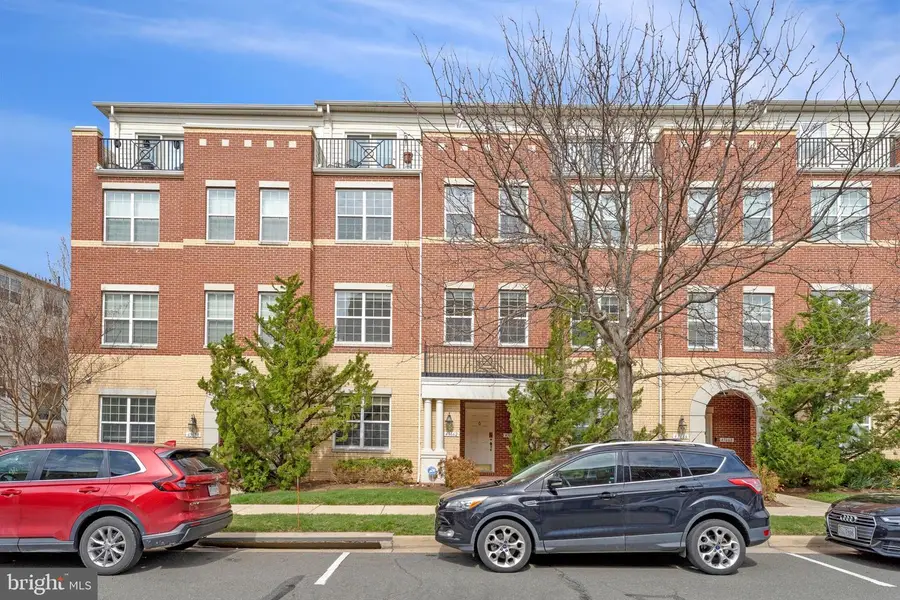 43662 Mcdowell Sq, Leesburg, VA 20176 - #2