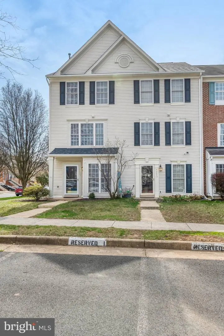 42847 Pilgrim Sq, Chantilly, VA 20152 - #3