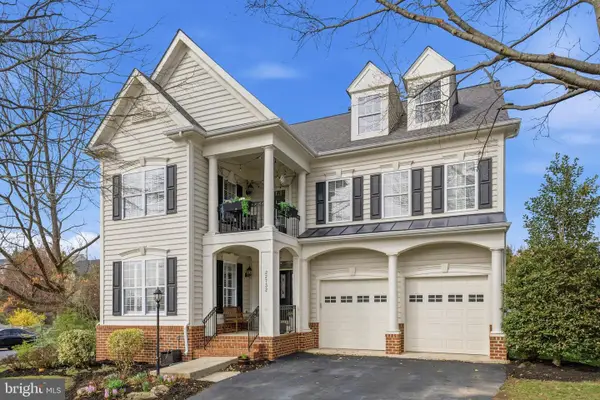 22732 Highcrest Cir, BRAMBLETON, VA 20148