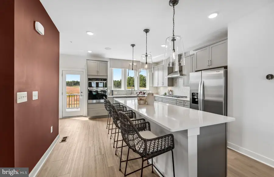 42611 Black Angus Dr, Ashburn, VA 20148 - #2