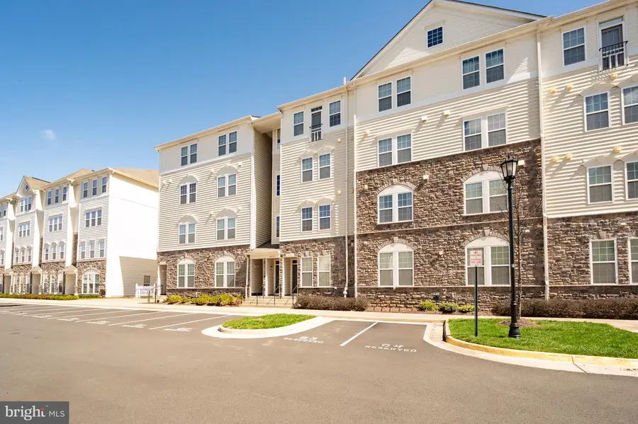 24672 Byrne Meadow Sq, Aldie, VA 20105 - #2