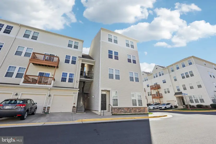 24628 Byrne Meadow Sq #303, Aldie, VA 20105 - #3