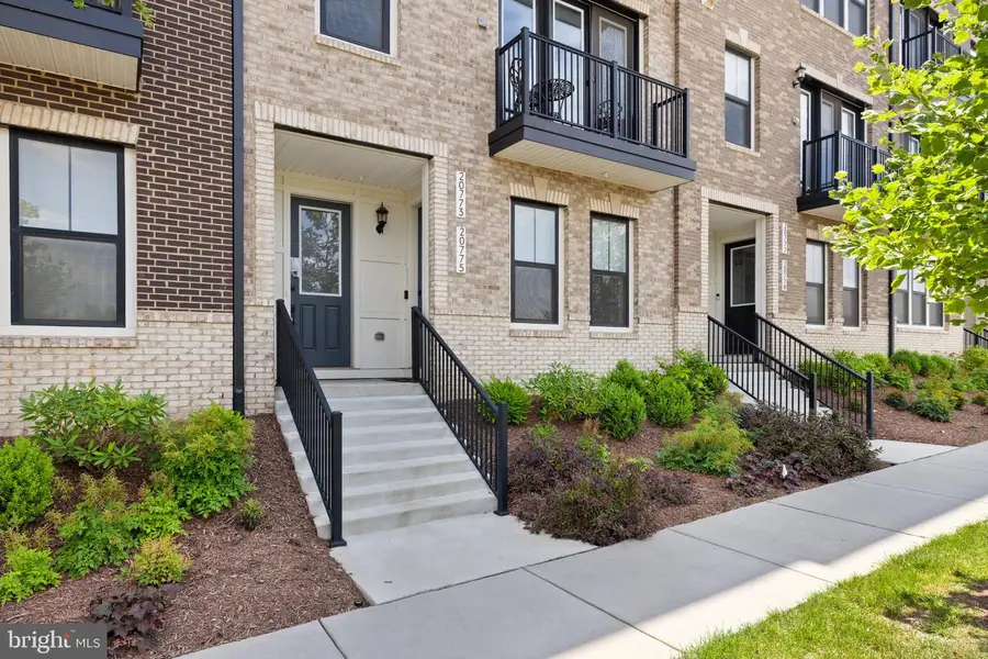20775 Lamlash Ter, Ashburn, VA 20147 - #3