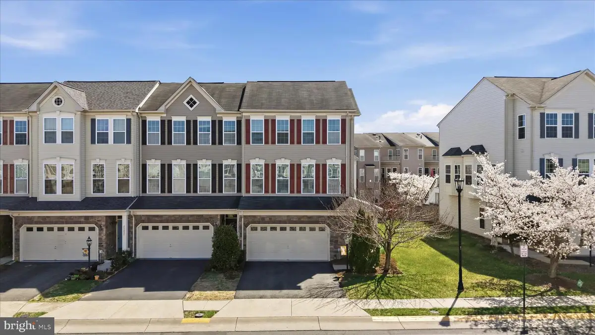 25076 Cypress Mill Ter, Aldie, VA 20105 - #1