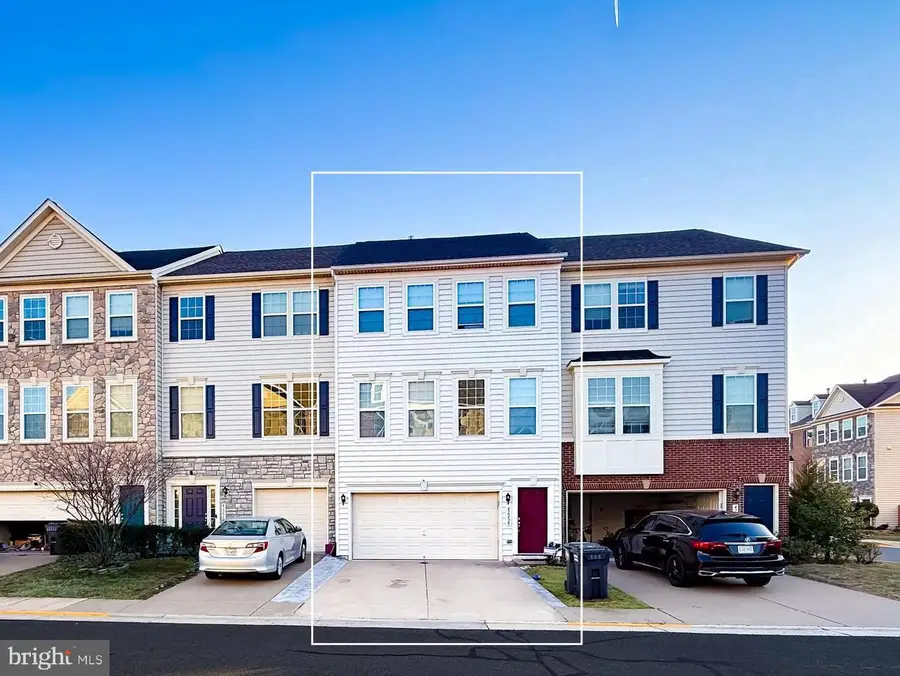 42258 Dean Chapel Sq, Chantilly, VA 20152 - #2