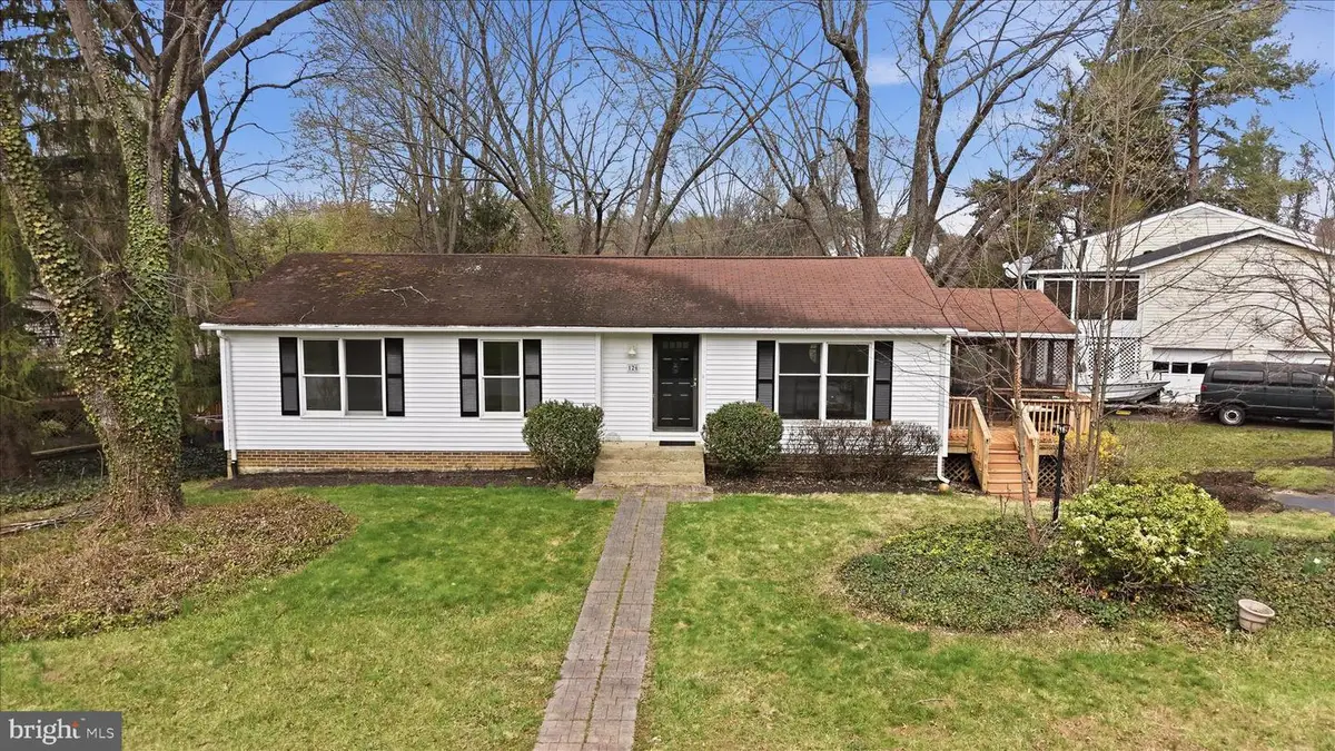 126 Applewood Ct, Hamilton, VA 20158 - #1