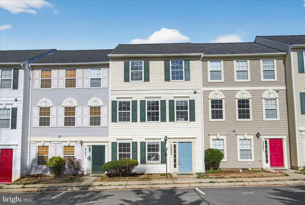 22989 Whitehall Ter, Sterling, VA 20166 - #1