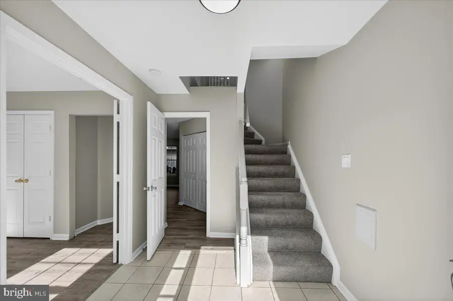 22989 Whitehall Ter, Sterling, VA 20166 - #2