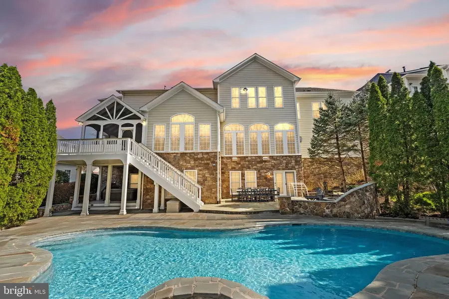 18911 Shropshire Ct, Leesburg, VA 20176 - #2