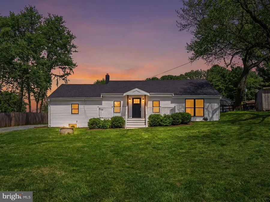 16920 Oliver St, Paeonian Springs, VA 20129 - #2