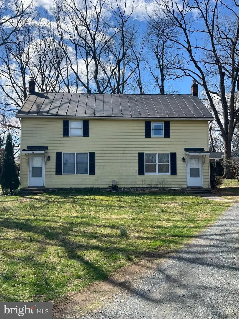 9 Burke Cir, Hamilton, VA 20158 - #1