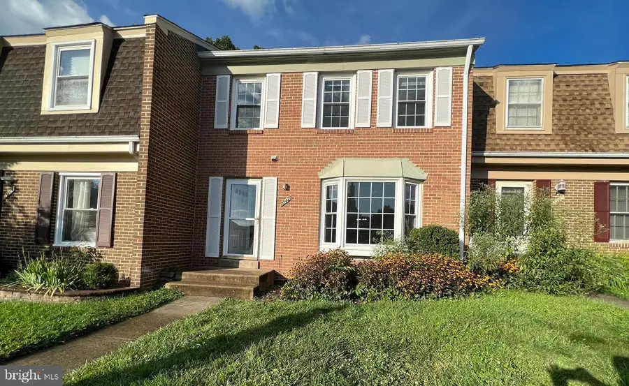 1042 Tottenham Ct, Sterling, VA 20164 - #2