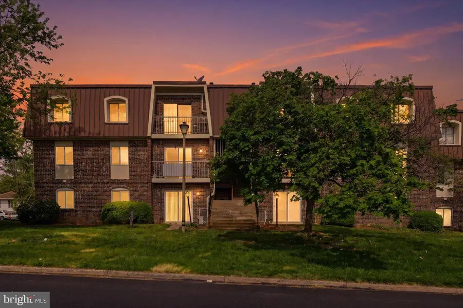 121 N Fillmore Ave #1, Sterling, VA 20164 - #2