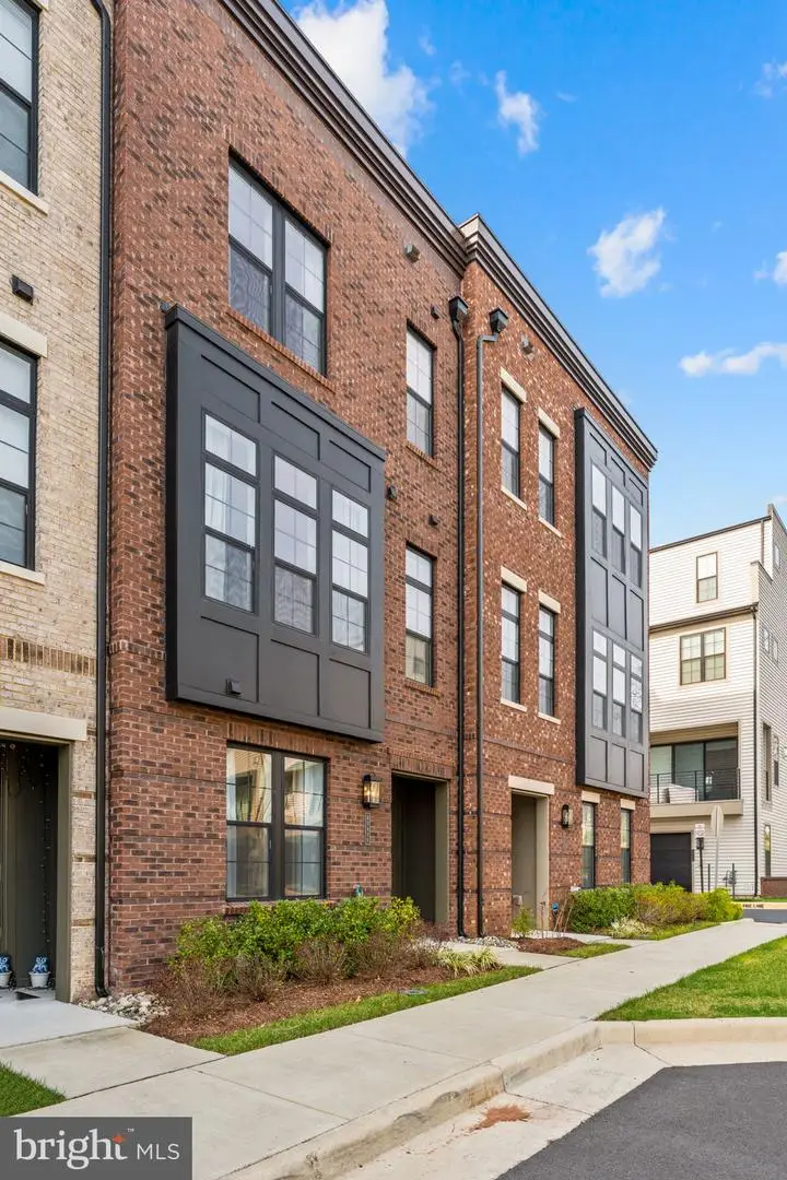 43433 Wilcox Ter, Ashburn, VA 20148 - #3