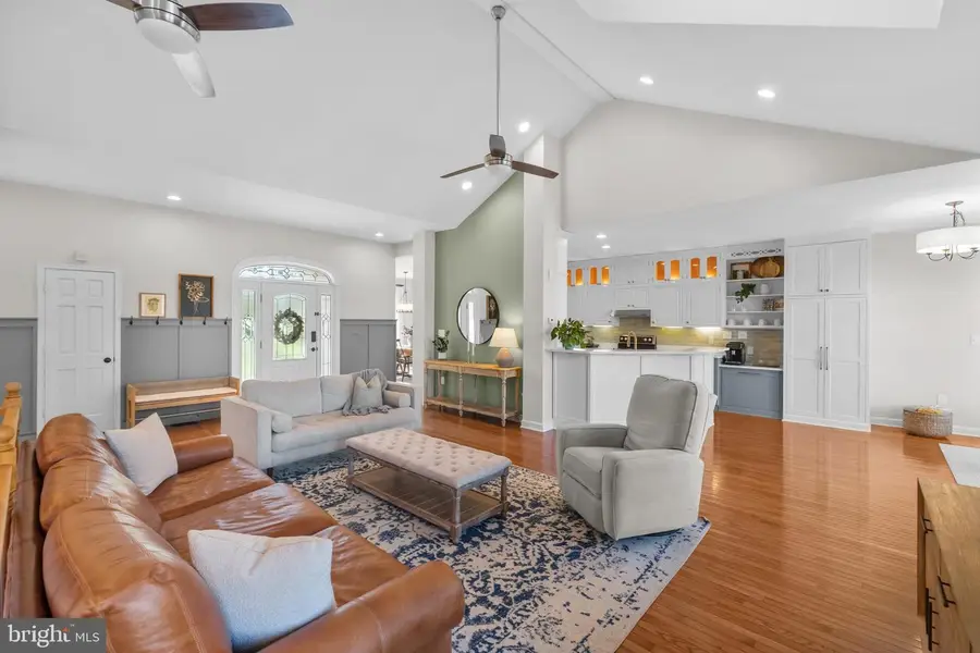 15657 Purcellville Rd, Hillsboro, VA 20132 - #2