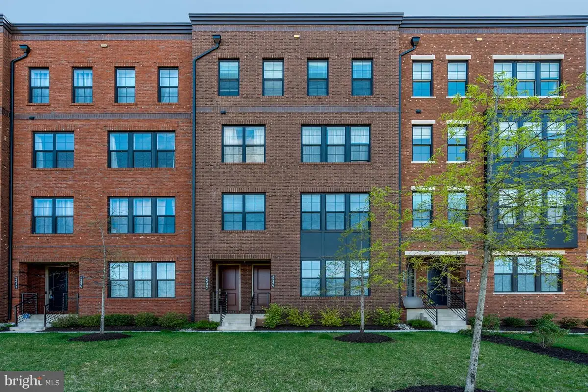 22379 Roanoke Rise Ter, Ashburn, VA 20148 - #1