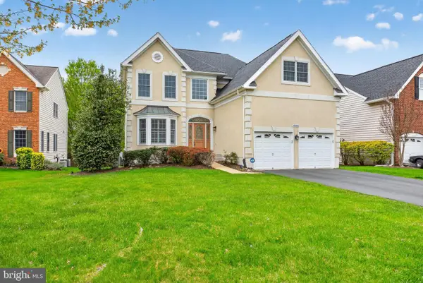 43355 La Belle Pl, ASHBURN, VA 20147