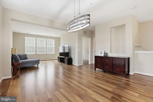 42257 San Juan Ter, ALDIE, VA 20105