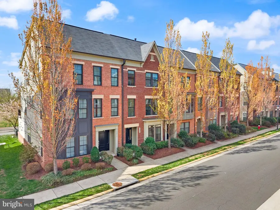 42279 Riggins Ridge Ter, Brambleton, VA 20148 - #2