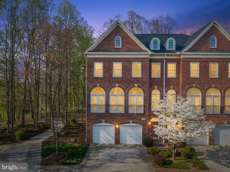 47772 Scotsborough Sq, Potomac Falls, VA 20165 - #2