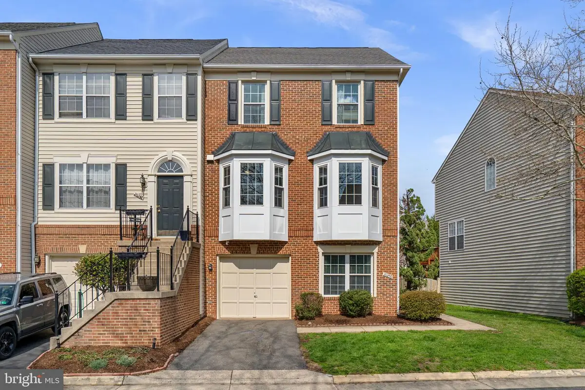 20250 Brookview Sq, Ashburn, VA 20147 - #1