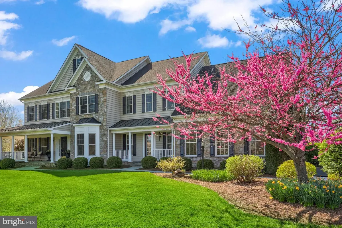 37619 Wright Farm Dr, Purcellville, VA 20132 - #1