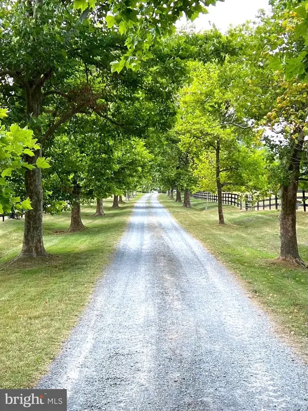 20202 St Louis Rd, PURCELLVILLE, VA 20132