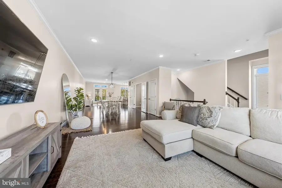 1400 Ribbon Limestone Ter Se #e-201, Leesburg, VA 20175 - #3