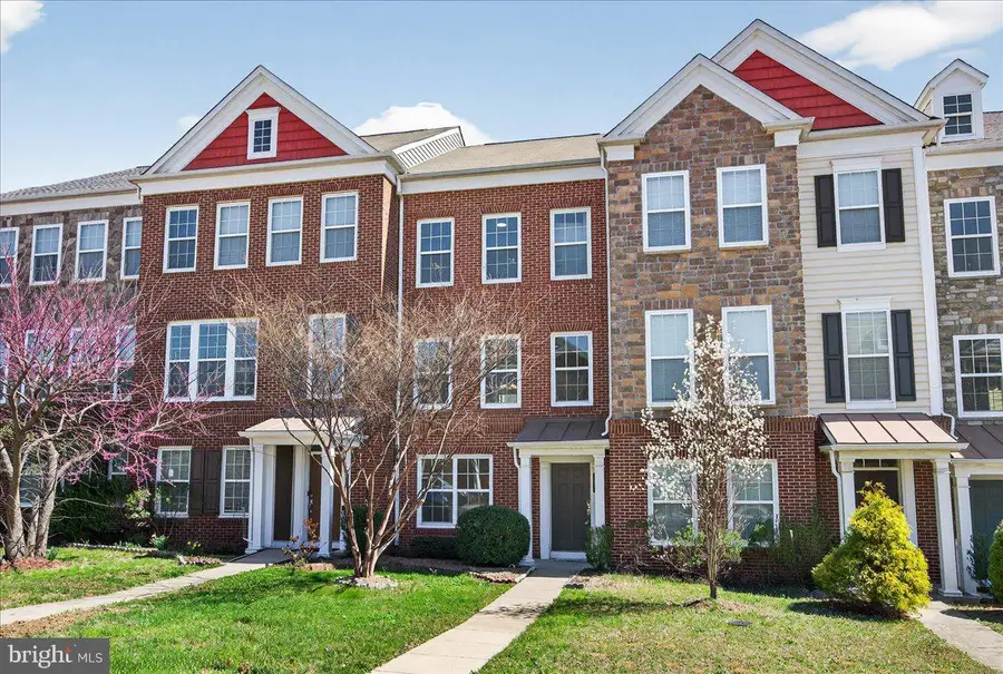 25484 Amber Gate Ter, Chantilly, VA 20152 - #2