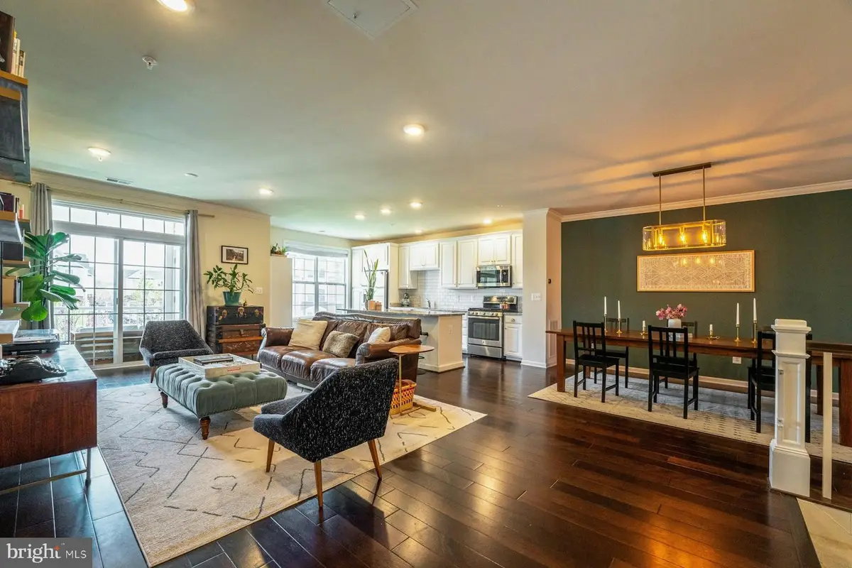 23290 Milltown Knoll Sq #103, Ashburn, VA 20148 - #1