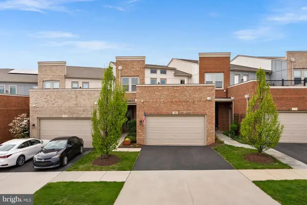 42734 Cumulus Ter, ASHBURN, VA 20148