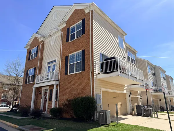 25491 Amber Gate Ter, CHANTILLY, VA 20152