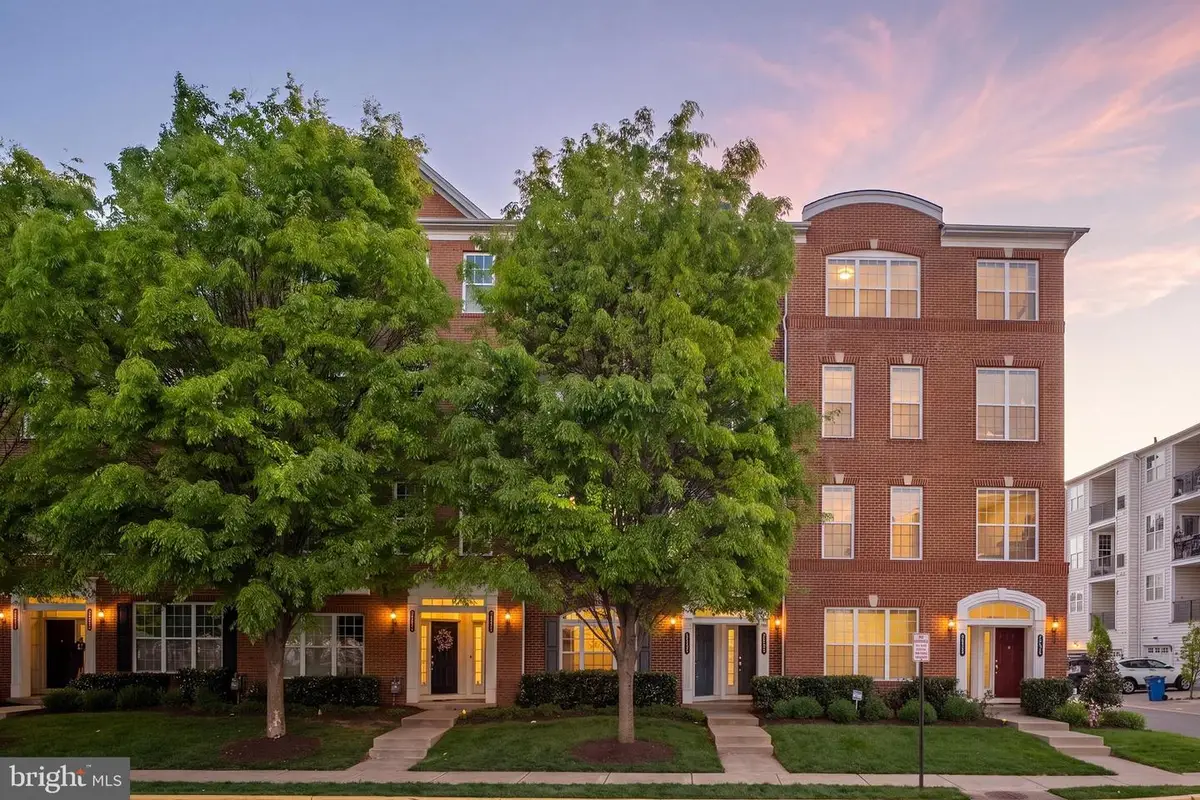 23485 Buckland Farm Ter, Ashburn, VA 20148 - #1