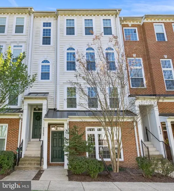 42260 Black Rock Ter, ALDIE, VA 20105