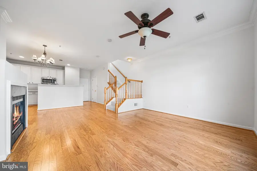 42260 Black Rock Ter, Aldie, VA 20105 - #2